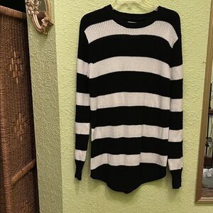 Urban Outfitters Black and White Striped Sweater